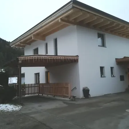 公寓 Familie Auer *